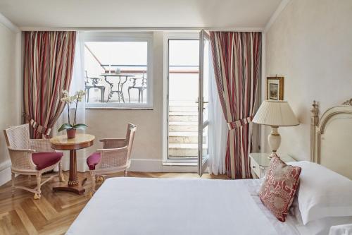 Deluxe Double Room with  Balcony and Sea View - Villa Flora (Detached)