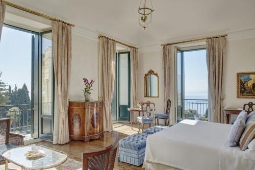 Deluxe Junior Suite with Balcony or Terrace and Sea View