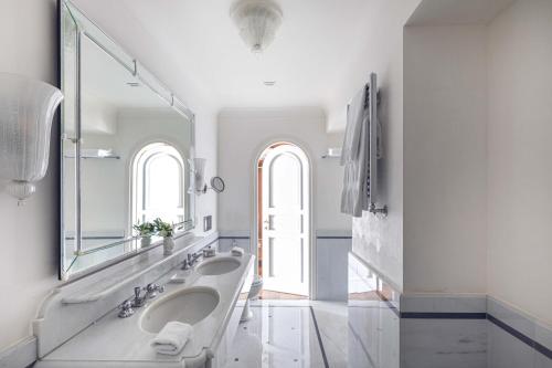 Premium Junior Suite with Terrace and Sea View