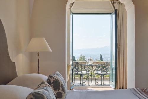Premium Junior Suite with Terrace and Sea View