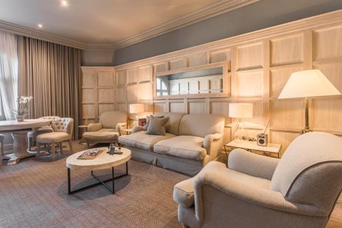 Headline Suite