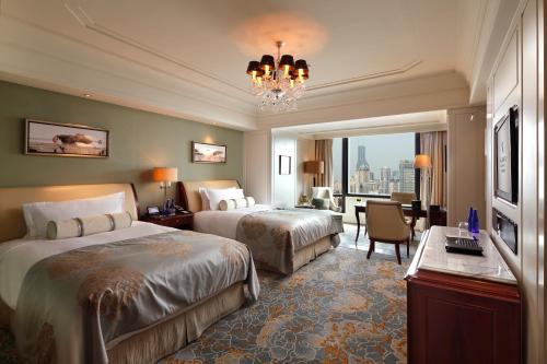 Deluxe Queen Room with Two Queen Beds and City View