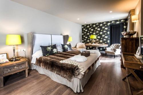 Junior Suite (2 Adults)