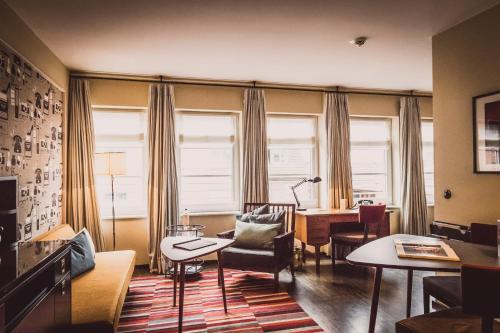 Suite