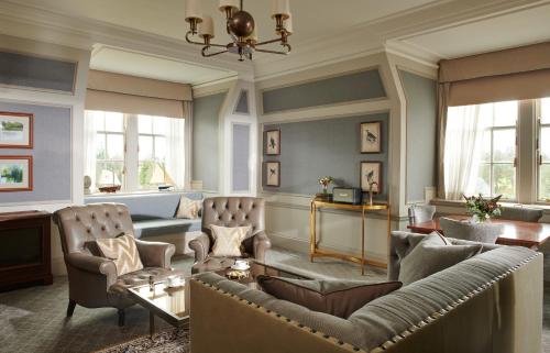 Classic Suite with View
