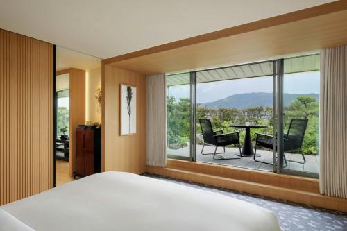 Garden Terrace Suite