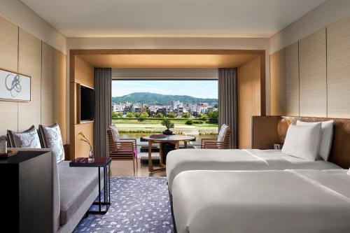 Grand Deluxe Twin Kamogawa River View