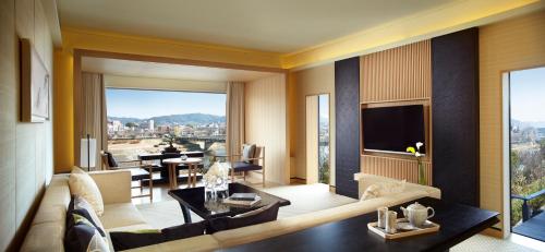 Suite KAMOGAWA