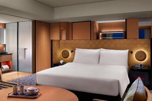Deluxe KYOTO, Guest room, 1 King, Courtyard view