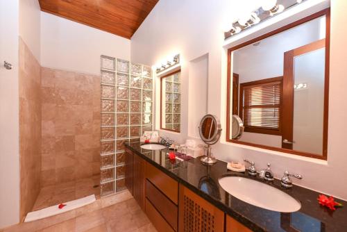 1 Bedroom Infinity Suite