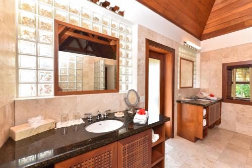 2 Bedroom Luxury Villa