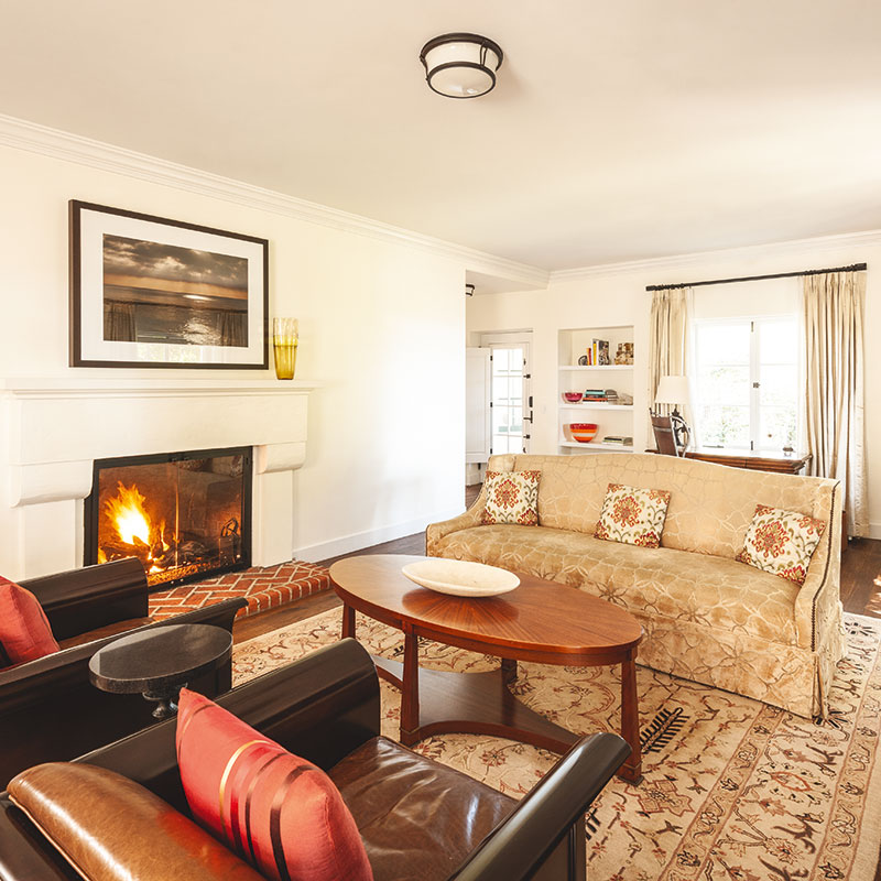 Oak Tree Suite