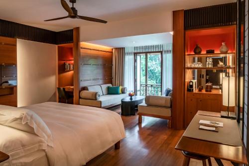 Canopy Deluxe King or Twin (Malaysia Resident Offer)