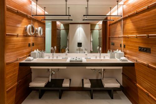 Canopy Suite (Malaysia Resident Offer)