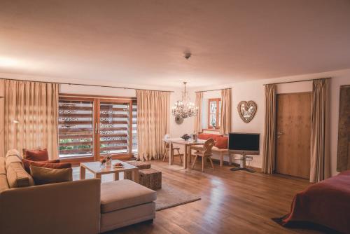 Junior Suite with Garden View
