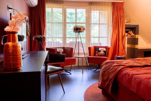 Superior King Room 