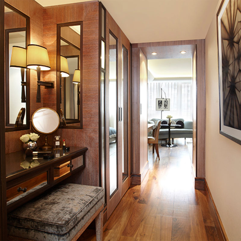 Contemporary Superior King Room