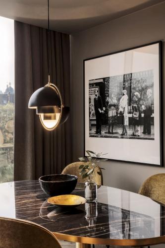 Suite with Garden View