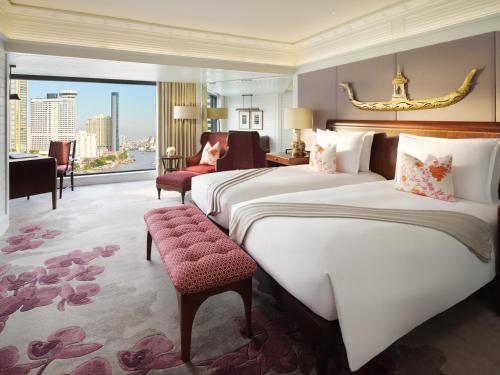 Premier Suite Twin
