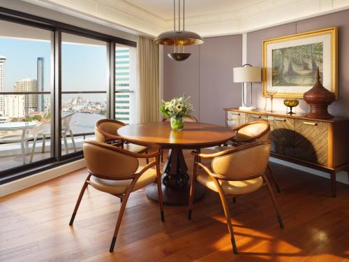 Premier Suite Twin