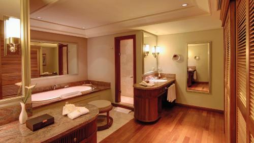 Family suite