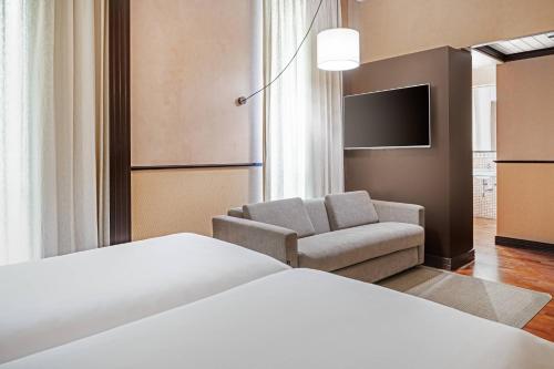 Family Twin Room