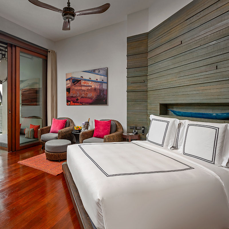 Private Pool Suite