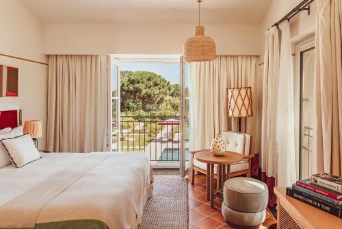 Deluxe Room Double or Twin 
