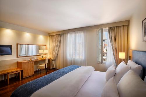 Room for 2 Old town view - Hotel