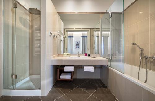 Junior Suite for 2+1 Seaview - Villa Nicoletta