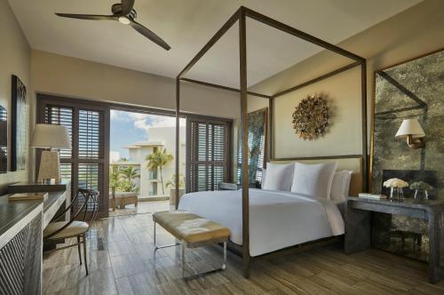 King Suite Rooftop with Ocean View