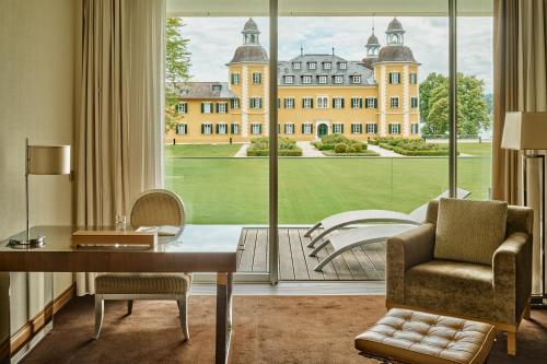 Junior Suite Deluxe with Balcony