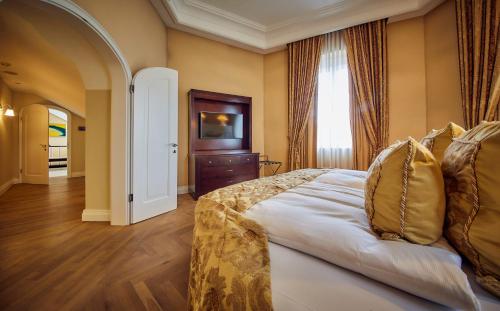 Tower Suite