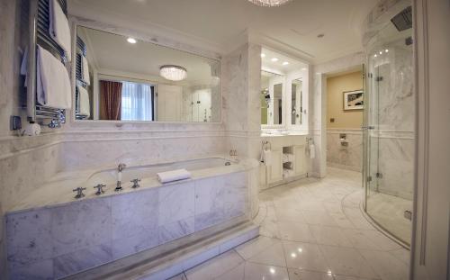 Castle Suite
