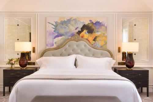 Premium King Room with River View