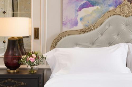 Family Room, Guest room, 1 King or 1 Twin/Single Bed(s)