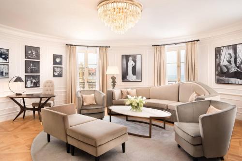 Bette Davis Suite, 1 Bedroom Suite, 1 King, River view