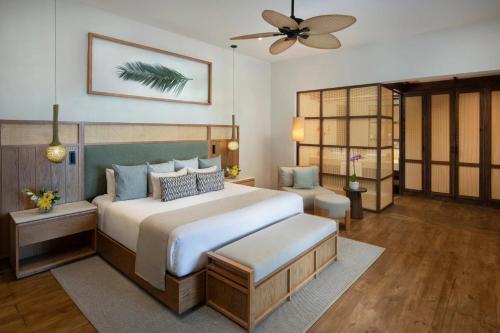 Premium King Suite with Ocean Front and Plunge Pool