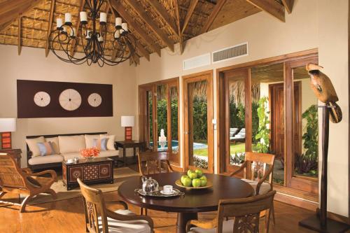 2-Bedroom Villa Caribe Garden View - Up to 5 guests
