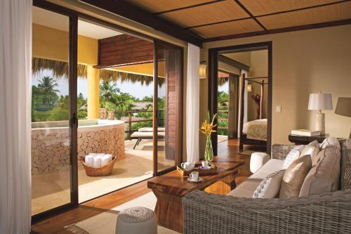 Penthouse Suite with Ocean View King
