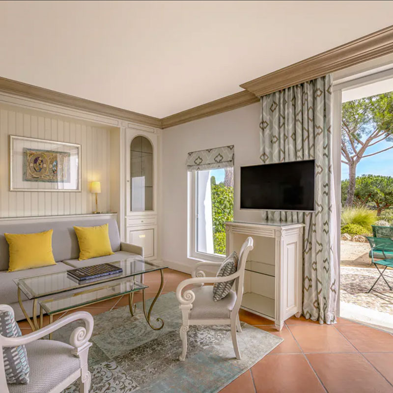 Junior Suite with Garden View