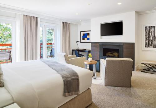 Town Side 1 King Bed