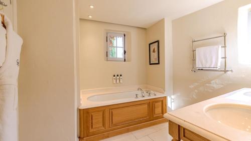 Deluxe Ventoux Junior Suite  