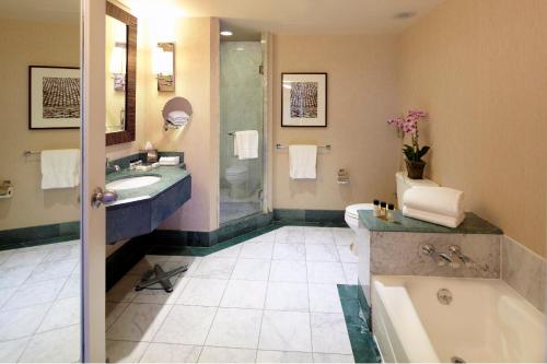 Classic Double Room with Two Double Beds