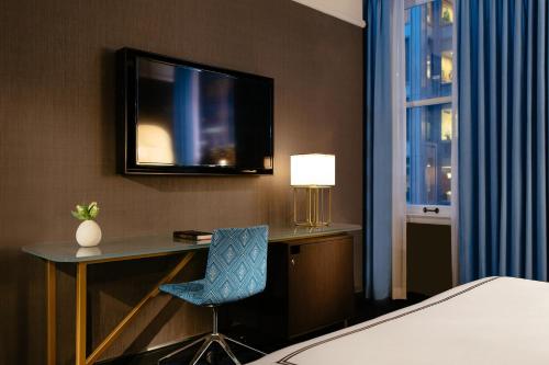 Queen Suite with Two Queen Beds