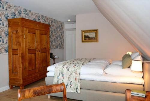 Superior Double - or Twin Room with air conditioner