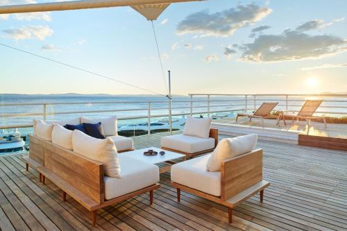 Terrace Suite,  2 Bedroom Suite with Jacuzzi and Sea View