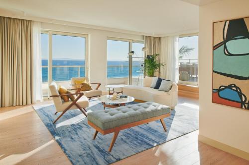 Terrace Suite,  2 Bedroom Suite with Jacuzzi and Sea View