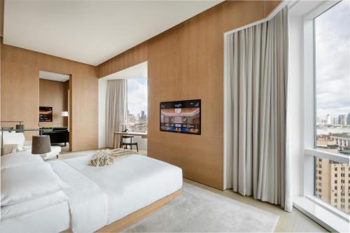Bund View Suite