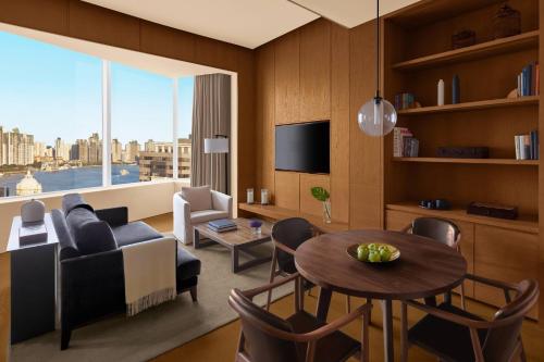 Bund View Suite